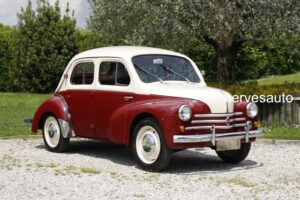 Renault 4CV 1958 R1062 Sport bodywork